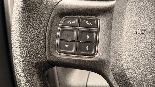 2017 Ram 1500 Express Crew Cab 4x4 5'7" Box