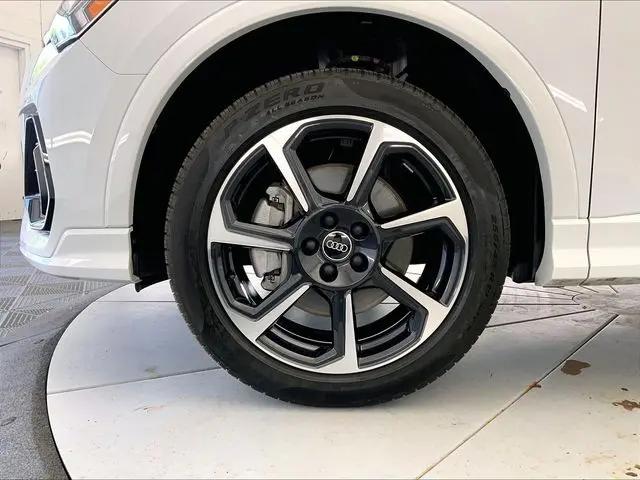 2025 Audi Q3 Premium 45 TFSI S line quattro Tiptronic