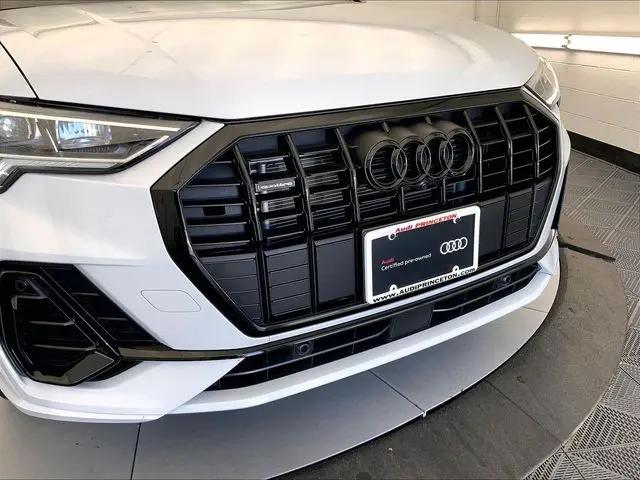 2025 Audi Q3 Premium 45 TFSI S line quattro Tiptronic