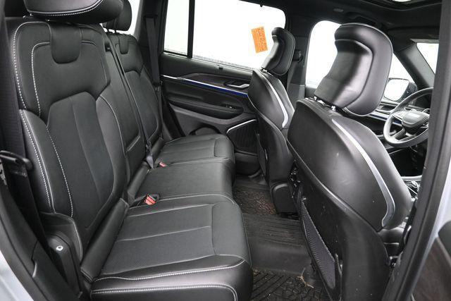 2023 Jeep Grand Cherokee Overland 4x4