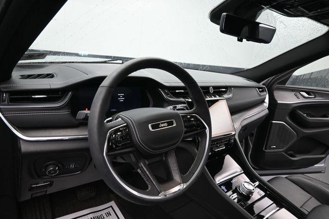 2023 Jeep Grand Cherokee Overland 4x4