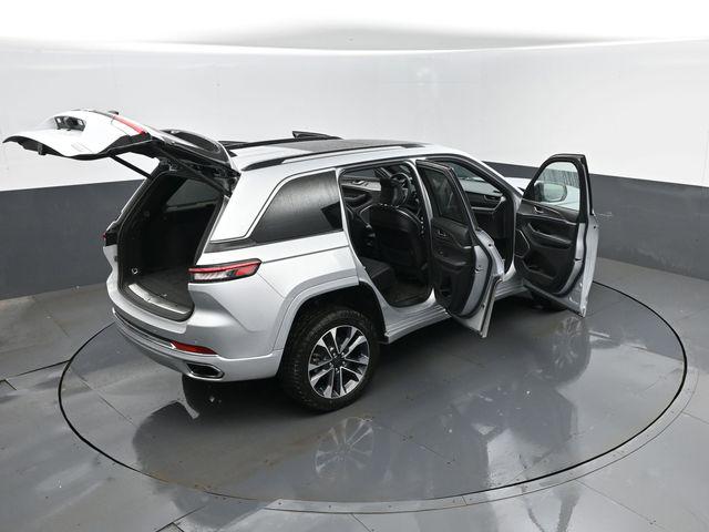 2023 Jeep Grand Cherokee Overland 4x4