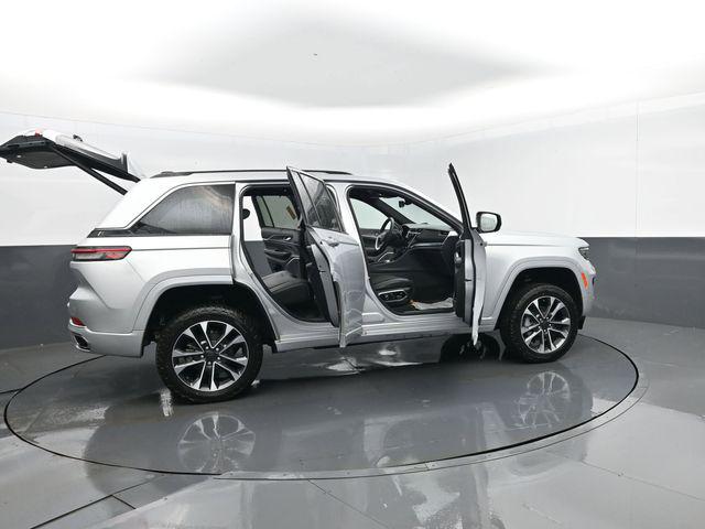 2023 Jeep Grand Cherokee Overland 4x4