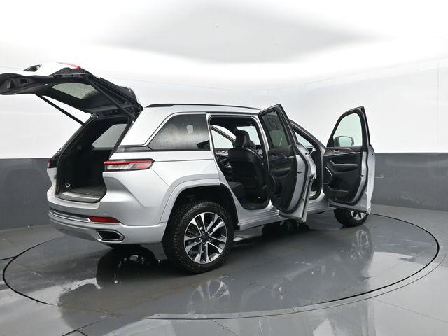 2023 Jeep Grand Cherokee Overland 4x4