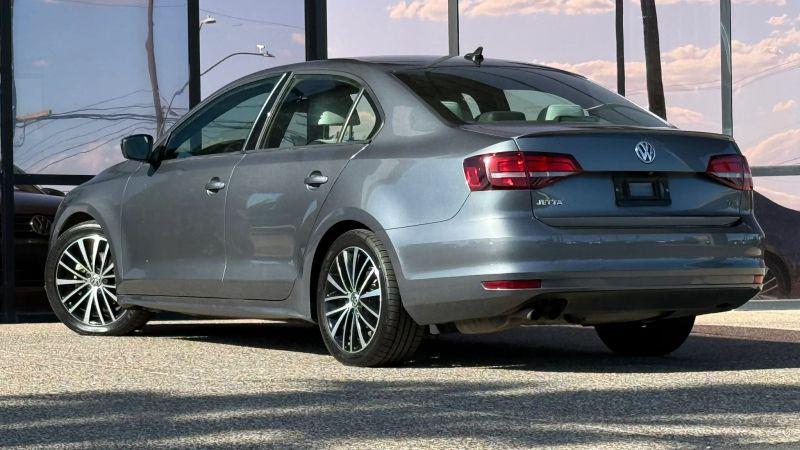 2016 Volkswagen Jetta 1.8T Sport