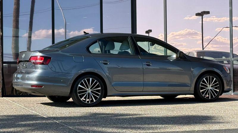 2016 Volkswagen Jetta 1.8T Sport