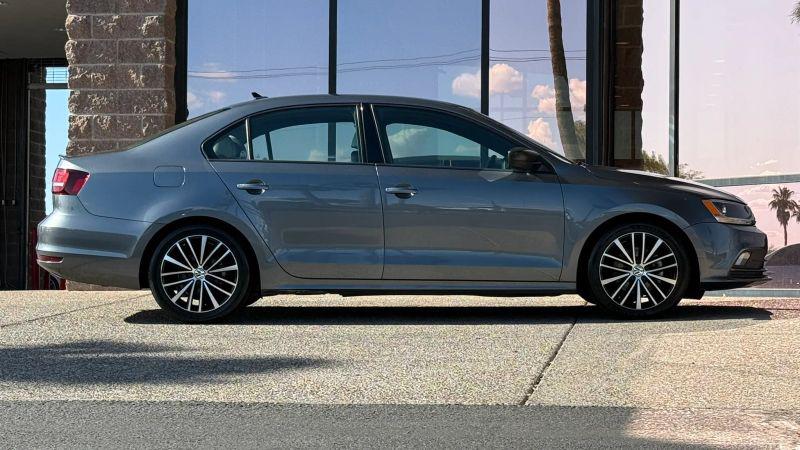 2016 Volkswagen Jetta 1.8T Sport
