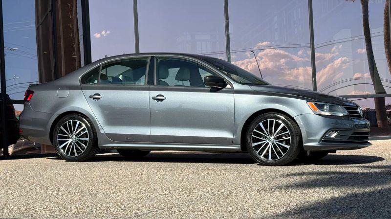 2016 Volkswagen Jetta 1.8T Sport