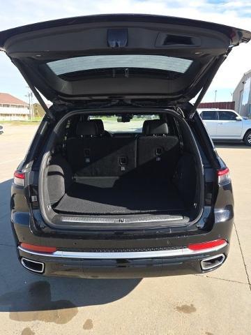 2022 Jeep Grand Cherokee Summit 4x4