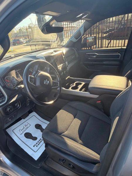 2020 Ram 1500 Big Horn Crew Cab 4x4 57 Box