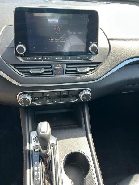 2021 Nissan Altima SR FWD