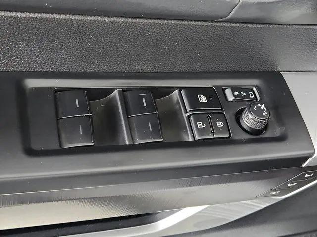2022 Toyota Tundra Platinum