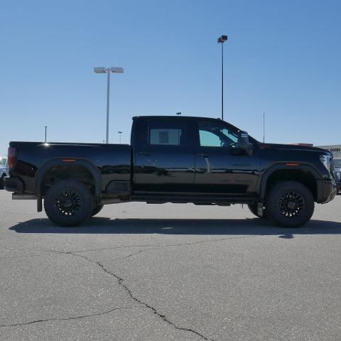 2024 GMC Sierra 2500HD 4WD Crew Cab Standard Bed AT4X