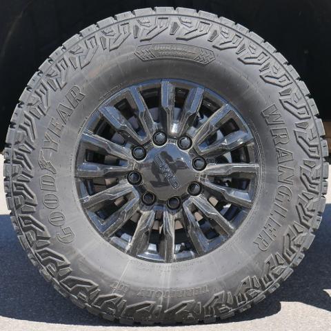 2024 GMC Sierra 2500HD 4WD Crew Cab Standard Bed AT4X