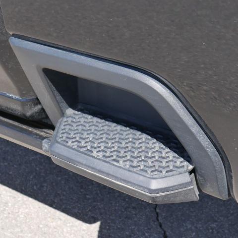 2024 GMC Sierra 2500HD 4WD Crew Cab Standard Bed AT4X