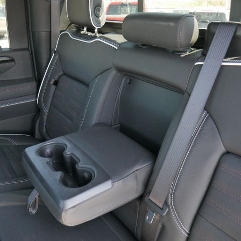 2024 GMC Sierra 2500HD 4WD Crew Cab Standard Bed AT4X