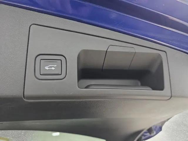 2023 Cadillac XT5 AWD Premium Luxury