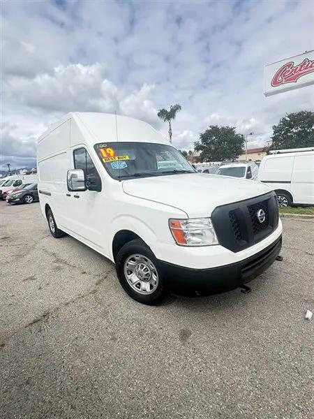 2019 Nissan 2500 SV V8