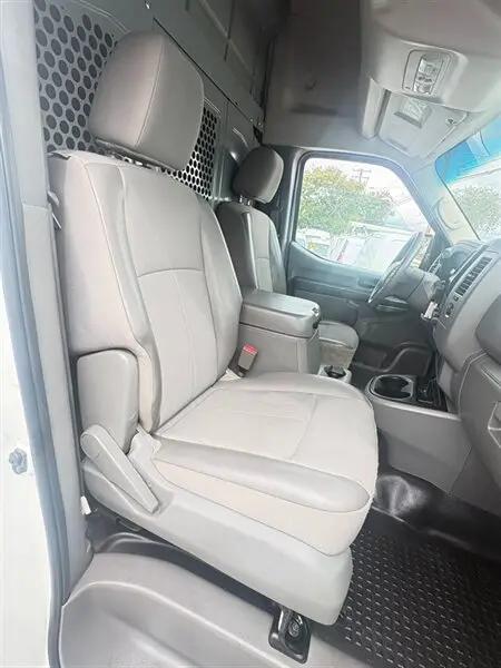 2019 Nissan 2500 SV V8