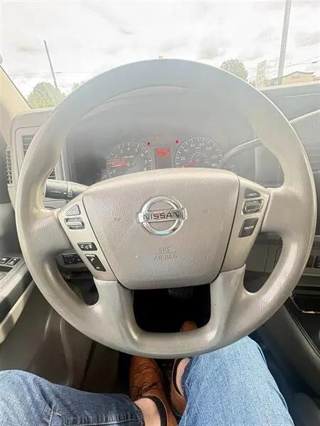 2019 Nissan 2500 SV V8
