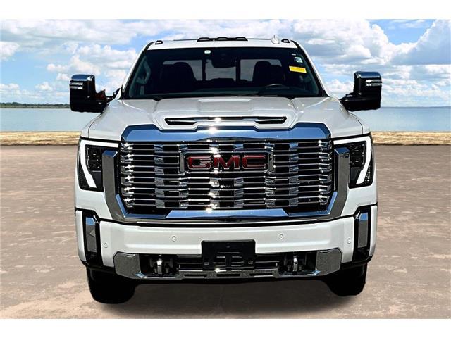 2024 GMC Sierra 3500HD 4WD Crew Cab Long Bed Denali