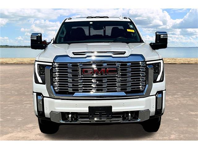 2024 GMC Sierra 3500HD 4WD Crew Cab Long Bed Denali