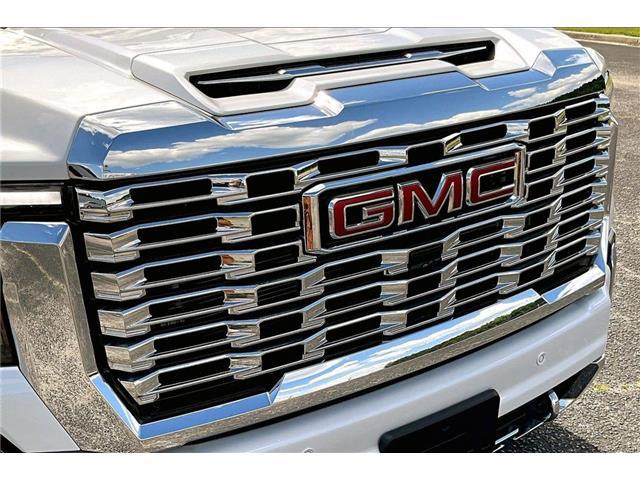 2024 GMC Sierra 3500HD 4WD Crew Cab Long Bed Denali
