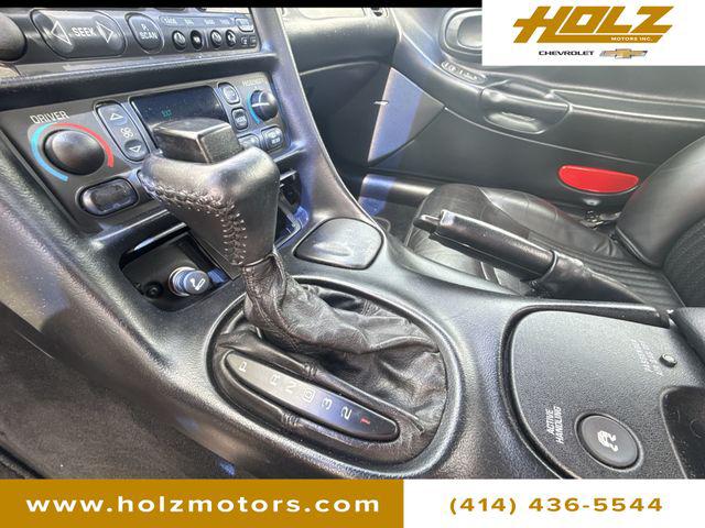 2001 Chevrolet Corvette Base