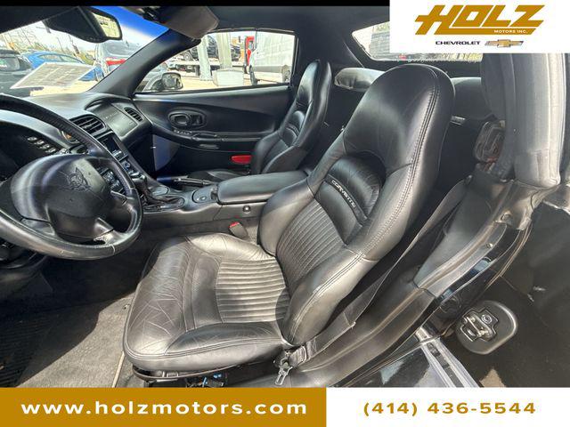 2001 Chevrolet Corvette Base