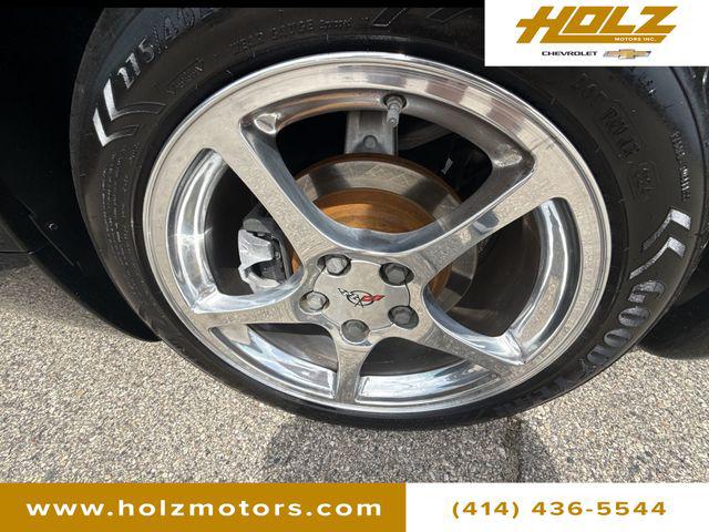 2001 Chevrolet Corvette Base