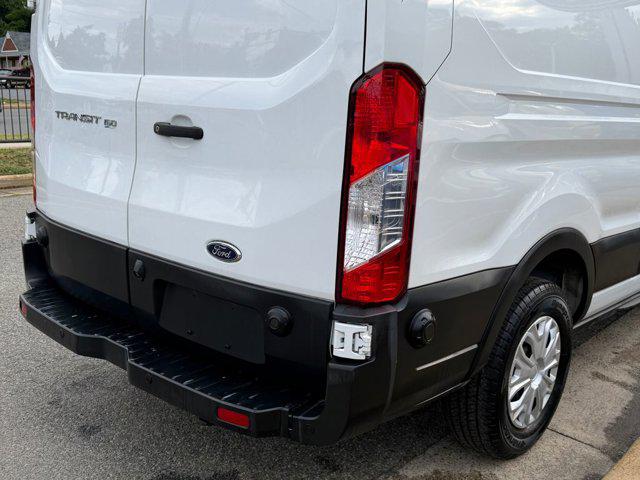 2019 Ford Transit 148 WB Low Roof Cargo