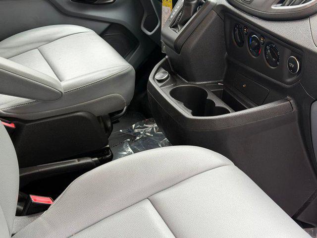 2019 Ford Transit 130 WB Low Roof Cargo