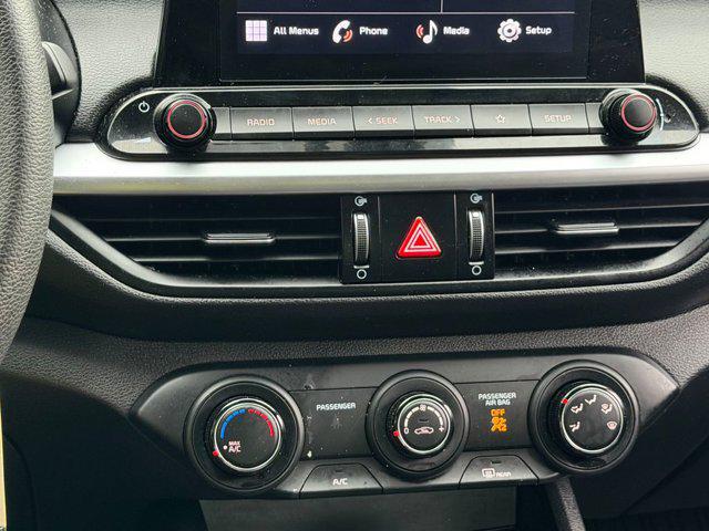 2022 Kia Forte FE
