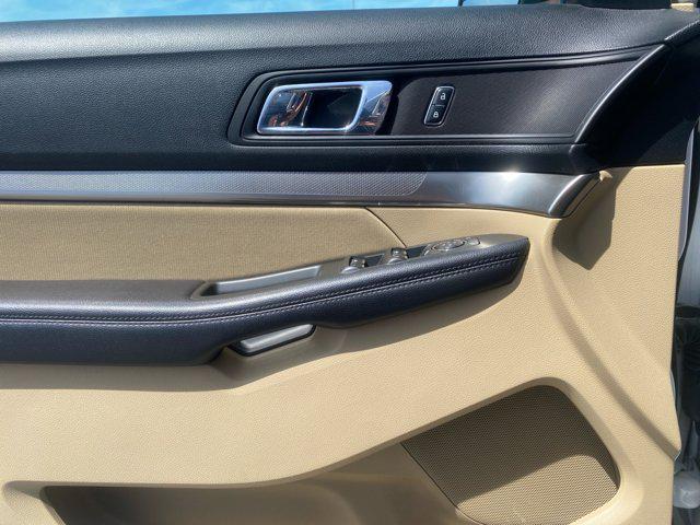 2017 Ford Explorer Base
