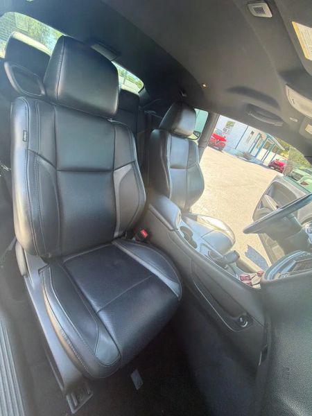 2017 Dodge Challenger SXT Plus