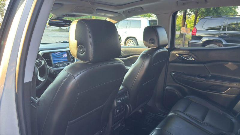 2017 GMC Acadia SLT-1