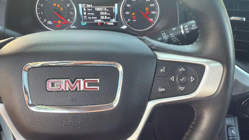 2017 GMC Acadia SLT-1