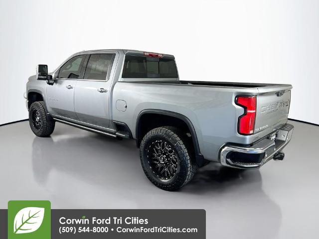 2025 Chevrolet Silverado 2500HD 4WD Crew Cab Standard Bed LTZ