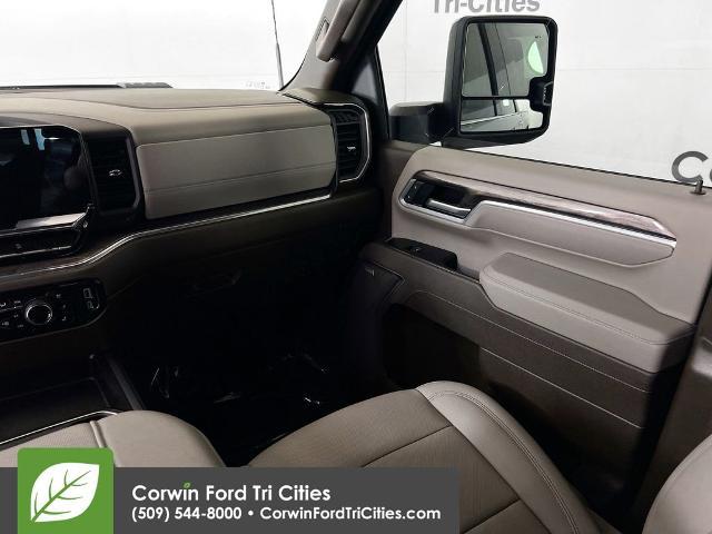 2025 Chevrolet Silverado 2500HD 4WD Crew Cab Standard Bed LTZ