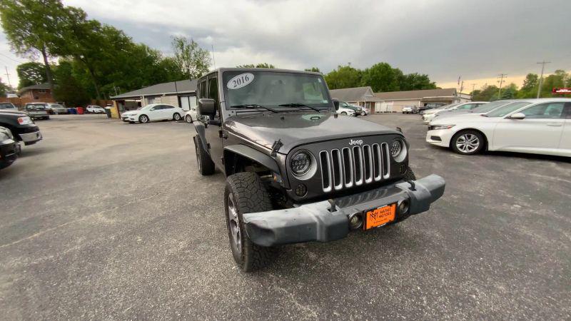 2016 Jeep Wrangler Unlimited Sahara