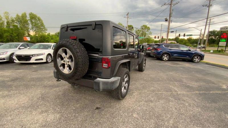 2016 Jeep Wrangler Unlimited Sahara