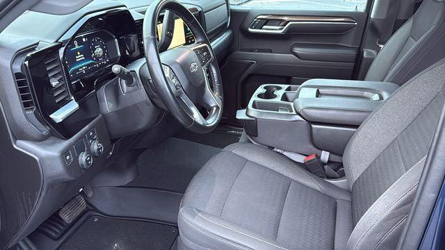 2023 Chevrolet Silverado 1500 2WD Crew Cab Short Bed RST
