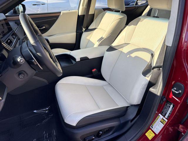 2025 Lexus ES 350 350
