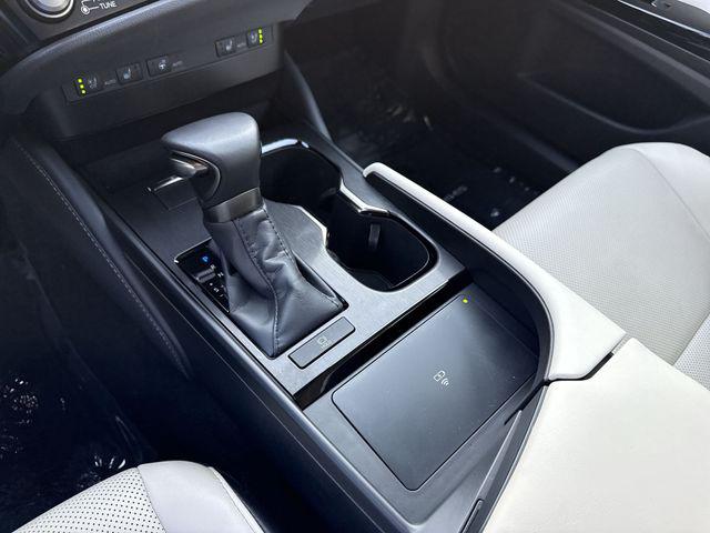 2025 Lexus ES 350 350