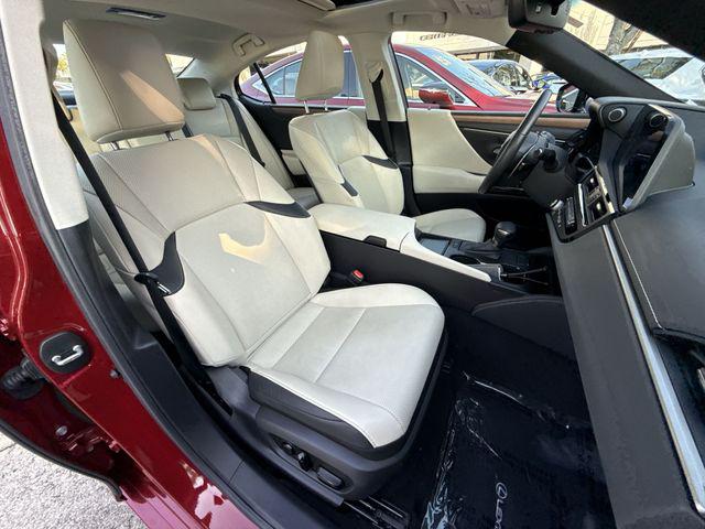 2025 Lexus ES 350 350