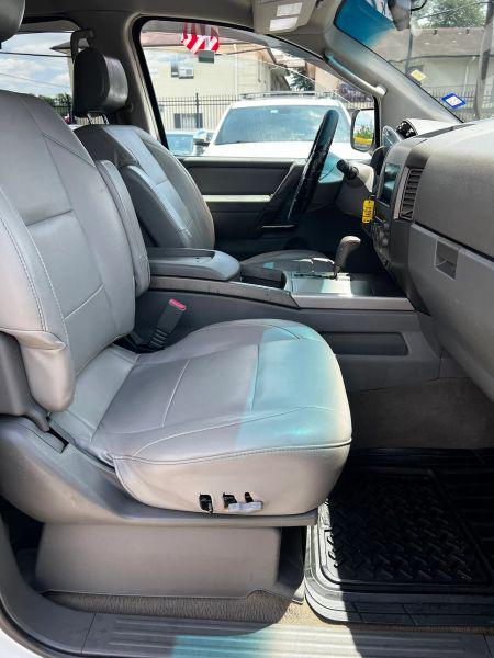 2006 Nissan Armada SE