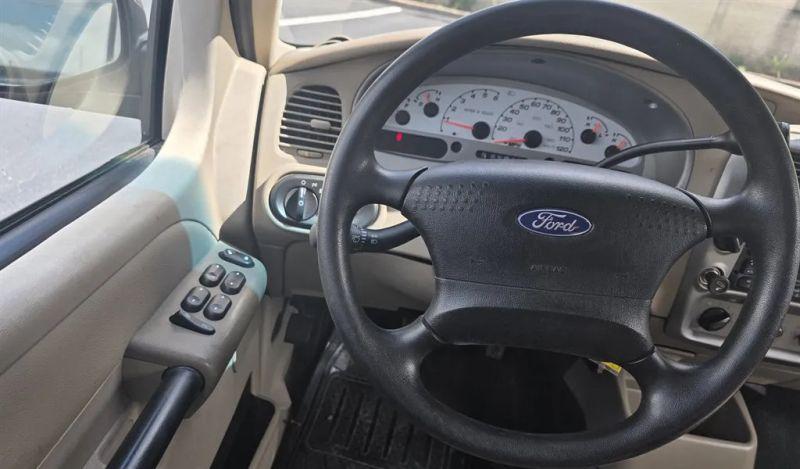 2005 Ford Explorer Sport Trac XLS