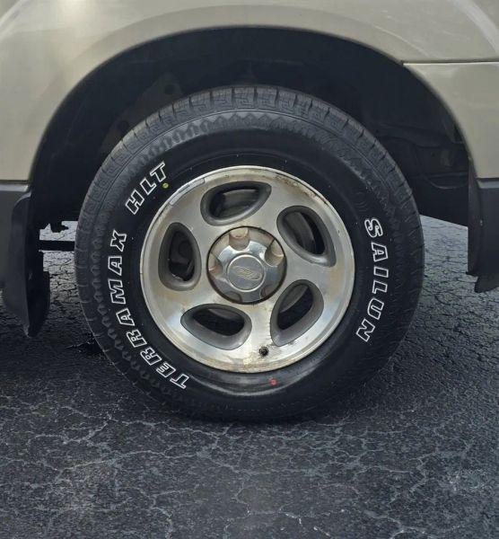 2005 Ford Explorer Sport Trac XLS