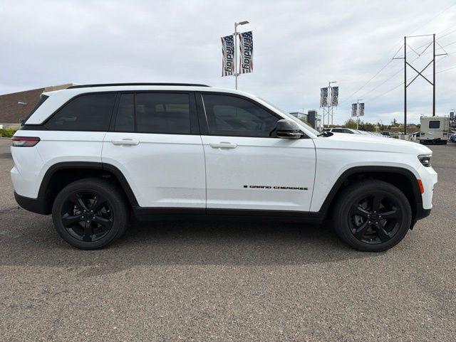 2023 Jeep Grand Cherokee Altitude 4x4