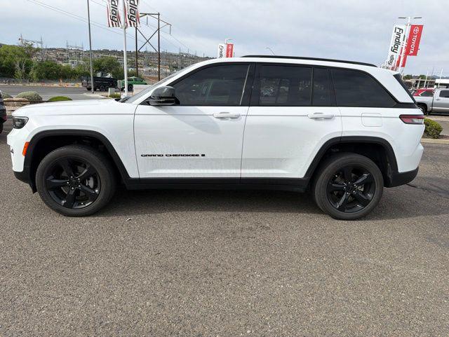 2023 Jeep Grand Cherokee Altitude 4x4
